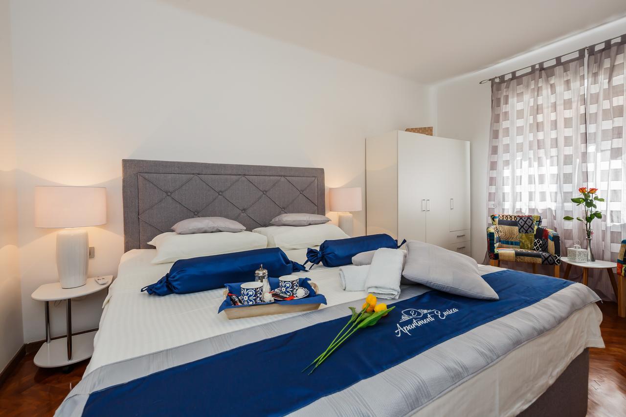 Apartment Emica Split Bagian luar foto